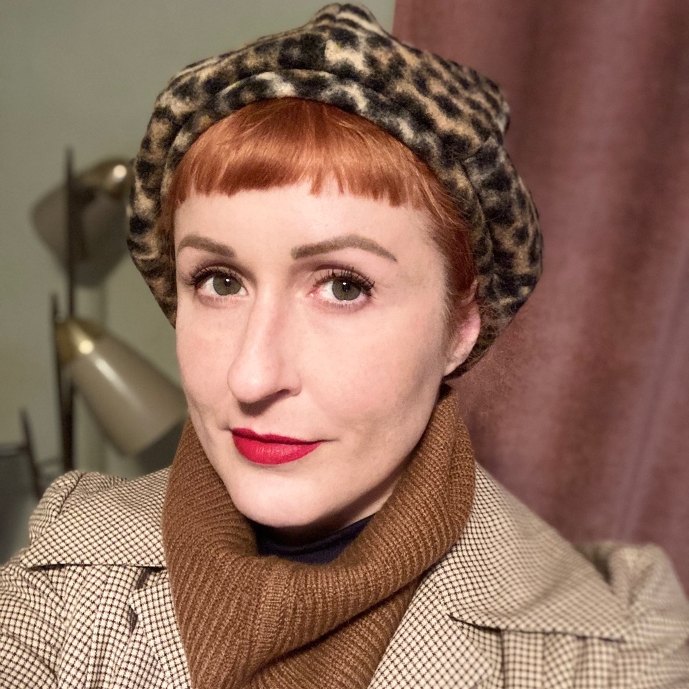 Meet your Posher, Dana